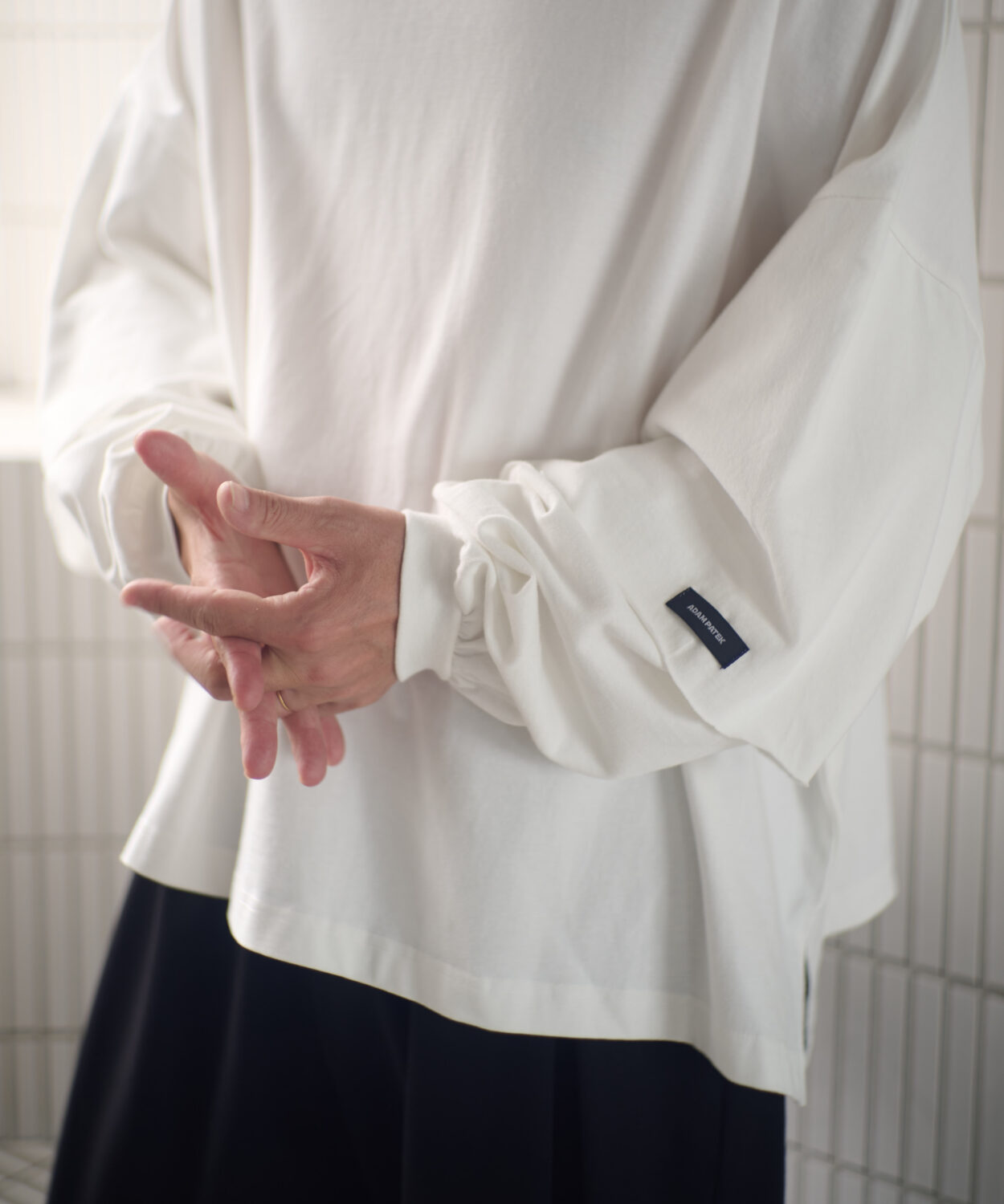 【予約商品10月中旬〜下旬】wideboxcutlayeredlongsleeve_AP2524023_トップス1