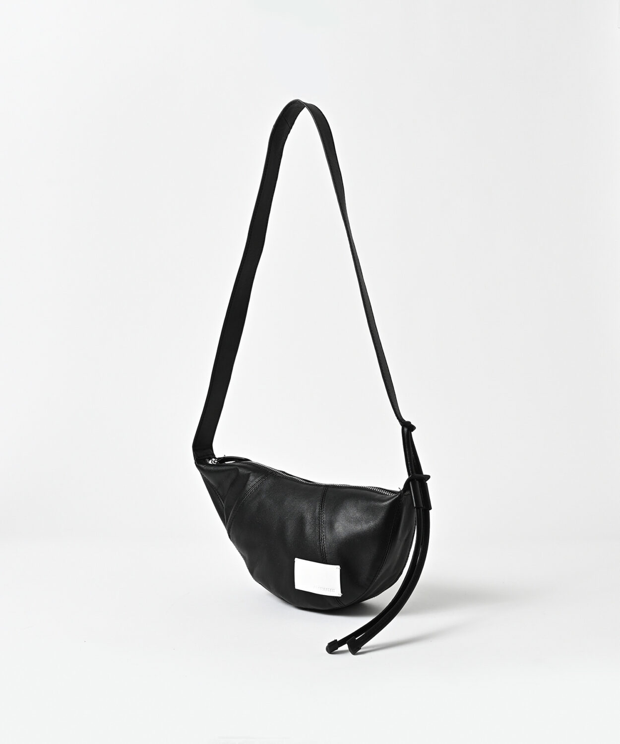 waterrepellentleatherminishoulderbag_AP2619001_バッグ1