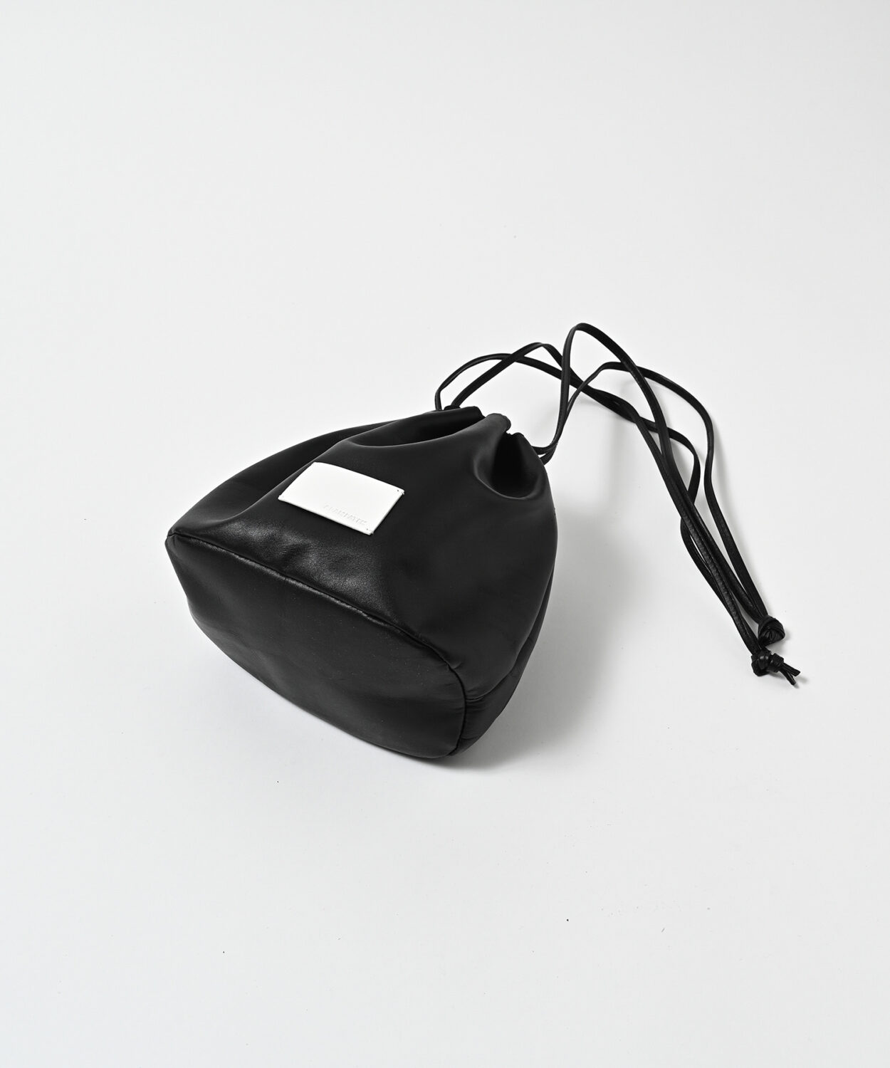 waterrepellentleatherdrawstringbag_AP2619003_バッグ2