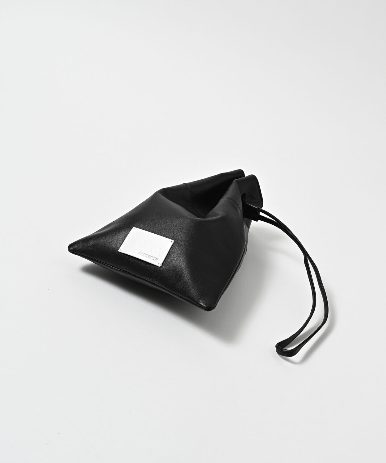 waterrepellentleatherminidrawstringbag_AP2619006_バッグ3